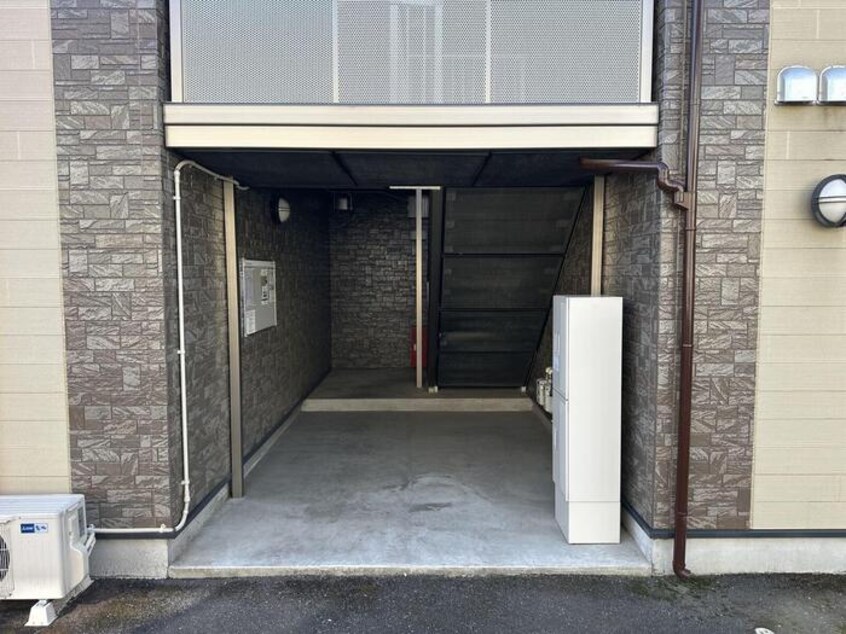 ロビー カーサソラーレ Ｂ