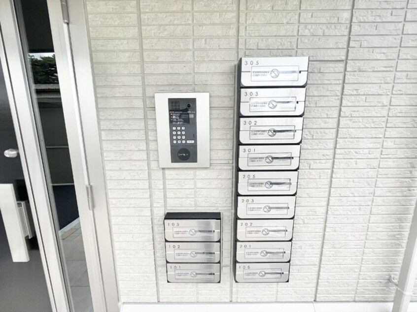 オートロック、集合ポスト ＶＩＳＴＡ