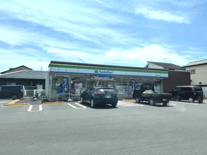 ファミリーマート 御幸ヶ原店(コンビニ)まで623m グランフォーレ