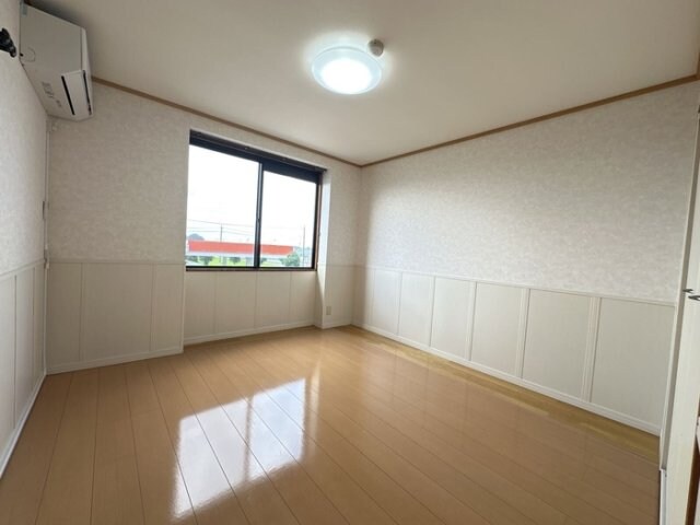 洋室 スカイプラザ宇梶 Ａ