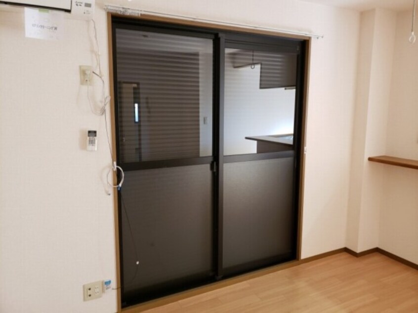 シャッター雨戸 サンフラット Ｂ