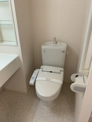 温水洗浄暖房便座のトイレ ブリエ･ファム