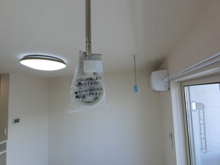 室内物干しと照明 イーストコート Ｂ