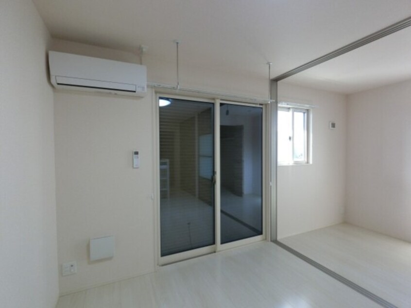 シャッター雨戸 イーストコート Ｂ