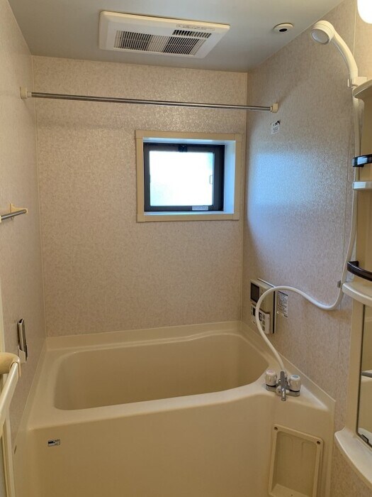 ＴＶ・換気暖房乾燥機付浴室 ディアコート Ｂ