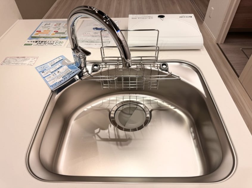 タッチレス水栓 CLASSEUM元今泉