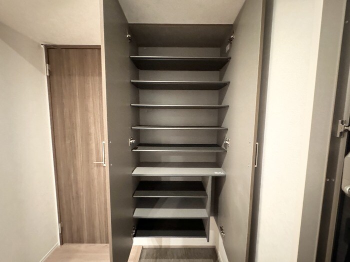 シューズボックス CLASSEUM元今泉