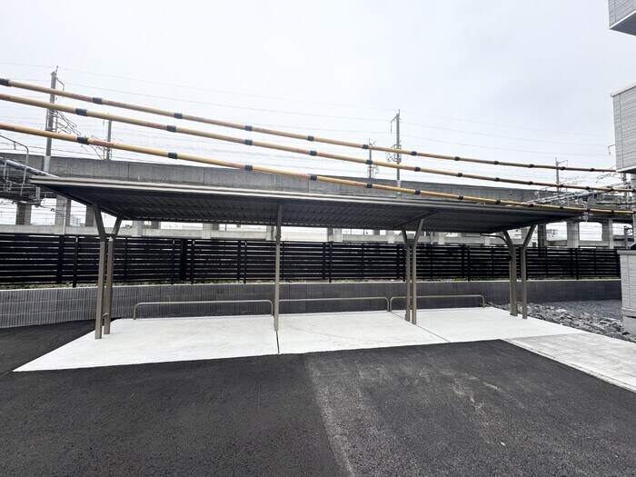 駐輪場 CLASSEUM元今泉