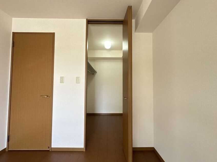 ウォークインクローゼット グレイスコート Ⅱ