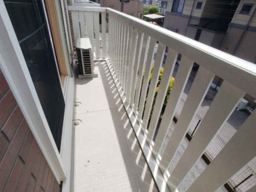 バルコニー イーストヒルズ 七番館
