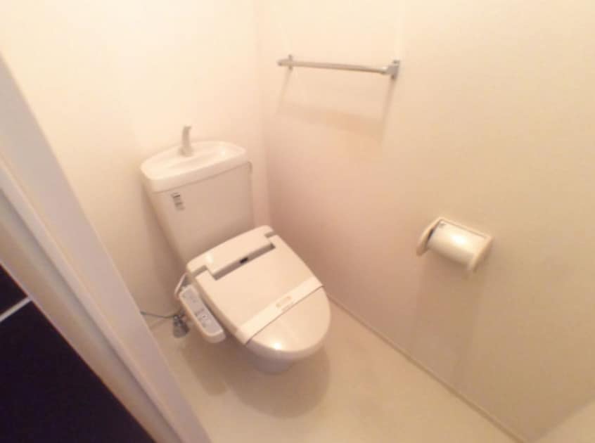 温水洗浄暖房便座 スパローハウス参番舘 Ｂ