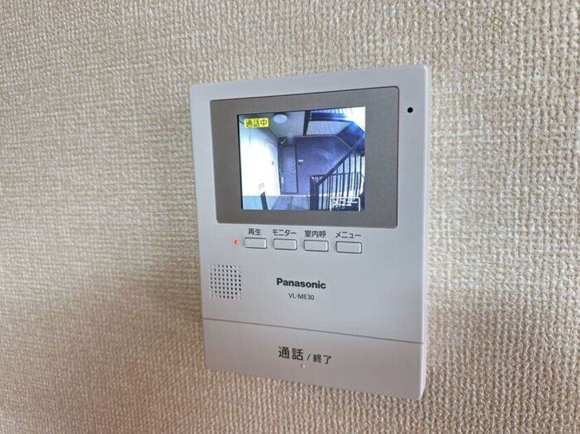 モニター付きインターホン リビングタウン横田新町 Ｂ