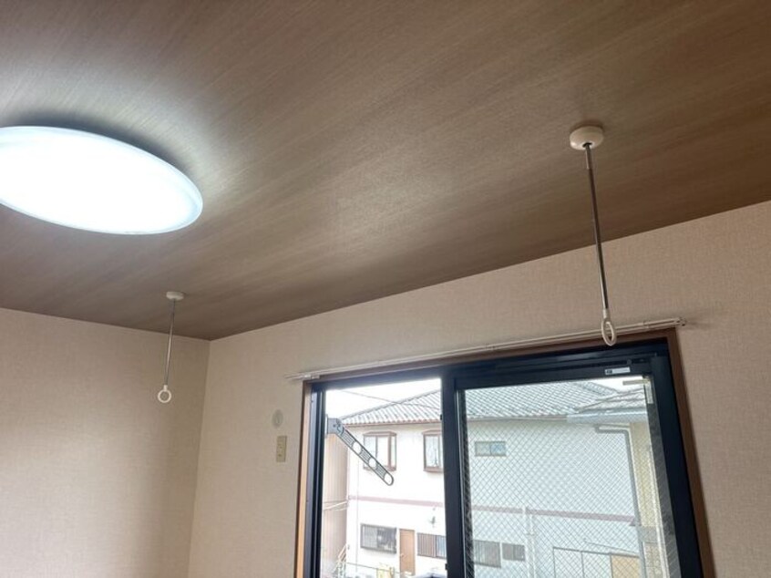 室内物干し リビングタウン横田新町 Ｂ