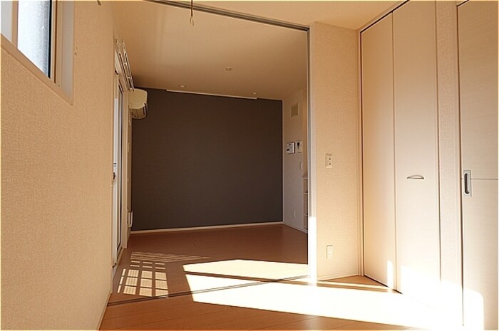 洋室～ＬＤＫ ステラ コート若草 Ａ