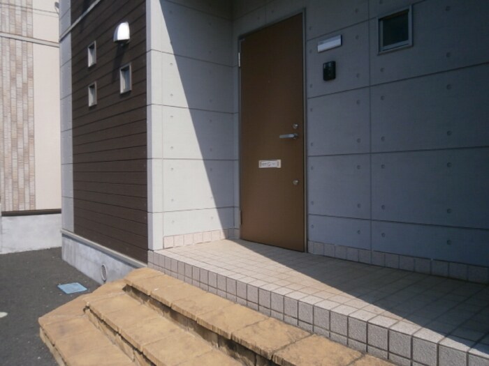 玄関 リースランドテクノ Ｃ