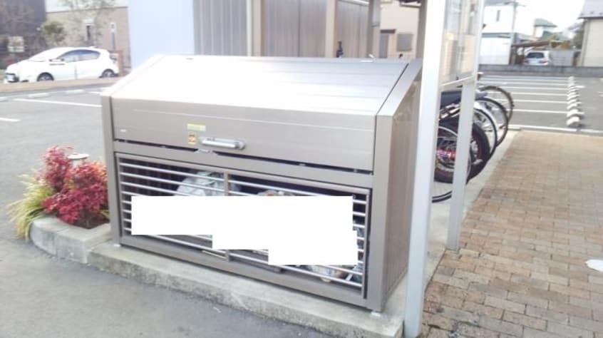 ごみステーションと駐輪場 ダズリングシー