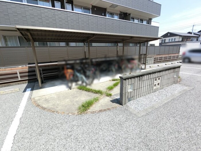 駐輪場 ヴィルドミール中今泉
