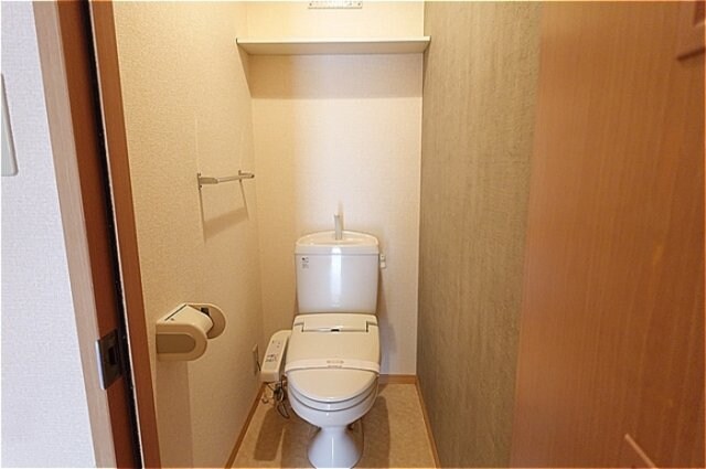 温水洗浄暖房便座のトイレ アルテール･ヒルズ Ｂ