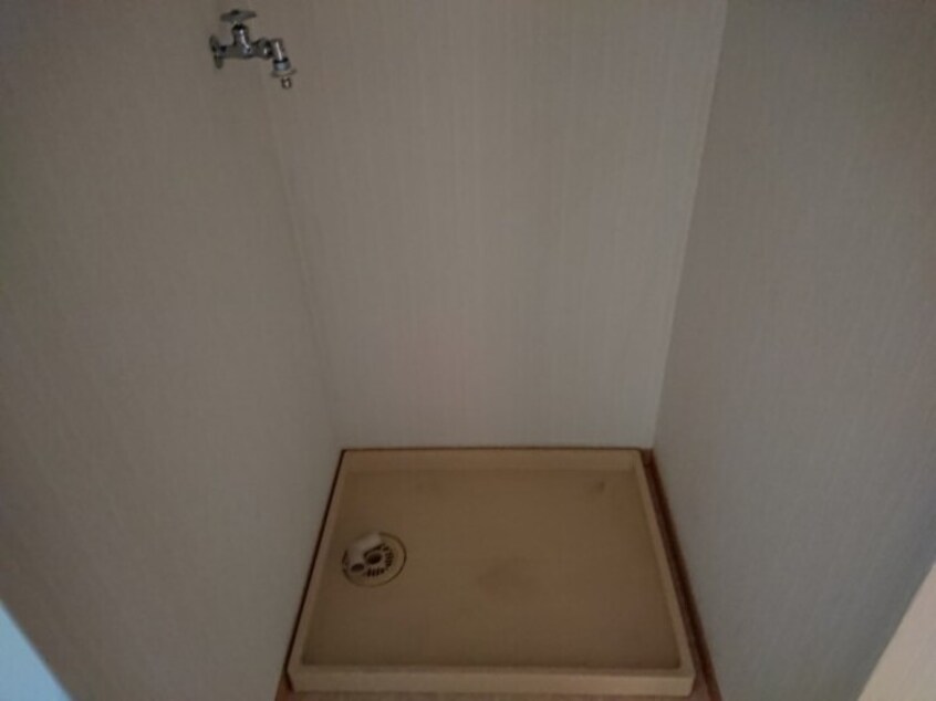 洗濯機置き場 クレスト雅 Ｂ