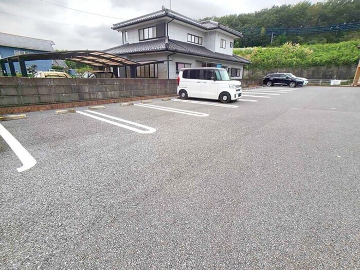 駐車場 クレスト Ⅱ