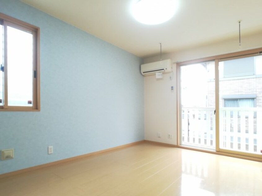 ＬＤＫ イーストヒルズ 八番館