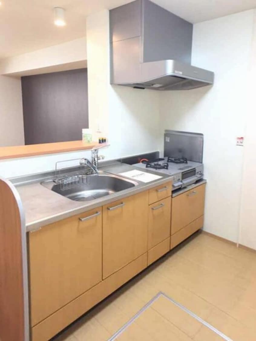 ガスコンロ付対面キッチン ヴィルドミール中今泉