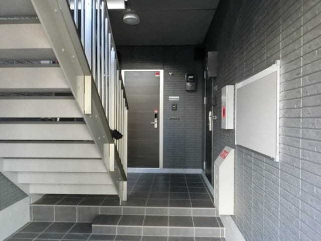 ロビー ヴィルドミール中今泉