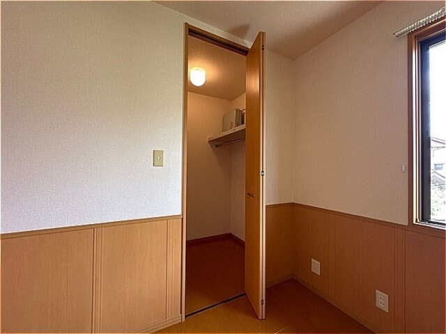 洋室・ウォークインクローゼット ディアクレスト Ｆ