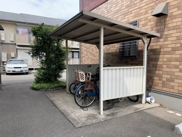 駐輪場 アーバンコート Ａ