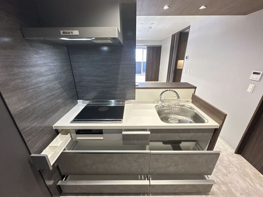 キッチン（収納） D-GLANZ EAST