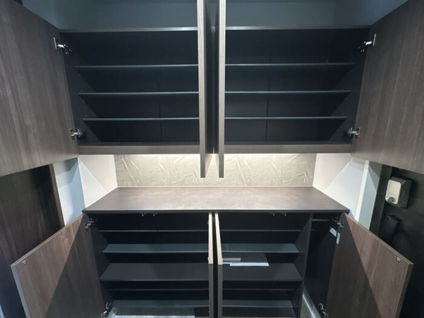 シューズボックス D-GLANZ EAST