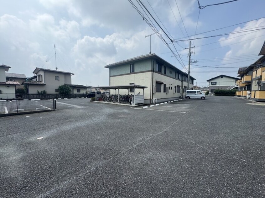 駐車場 アンバサダーヒルズ Ｃ