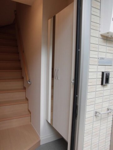 玄関 リェス クラスィーヴイ