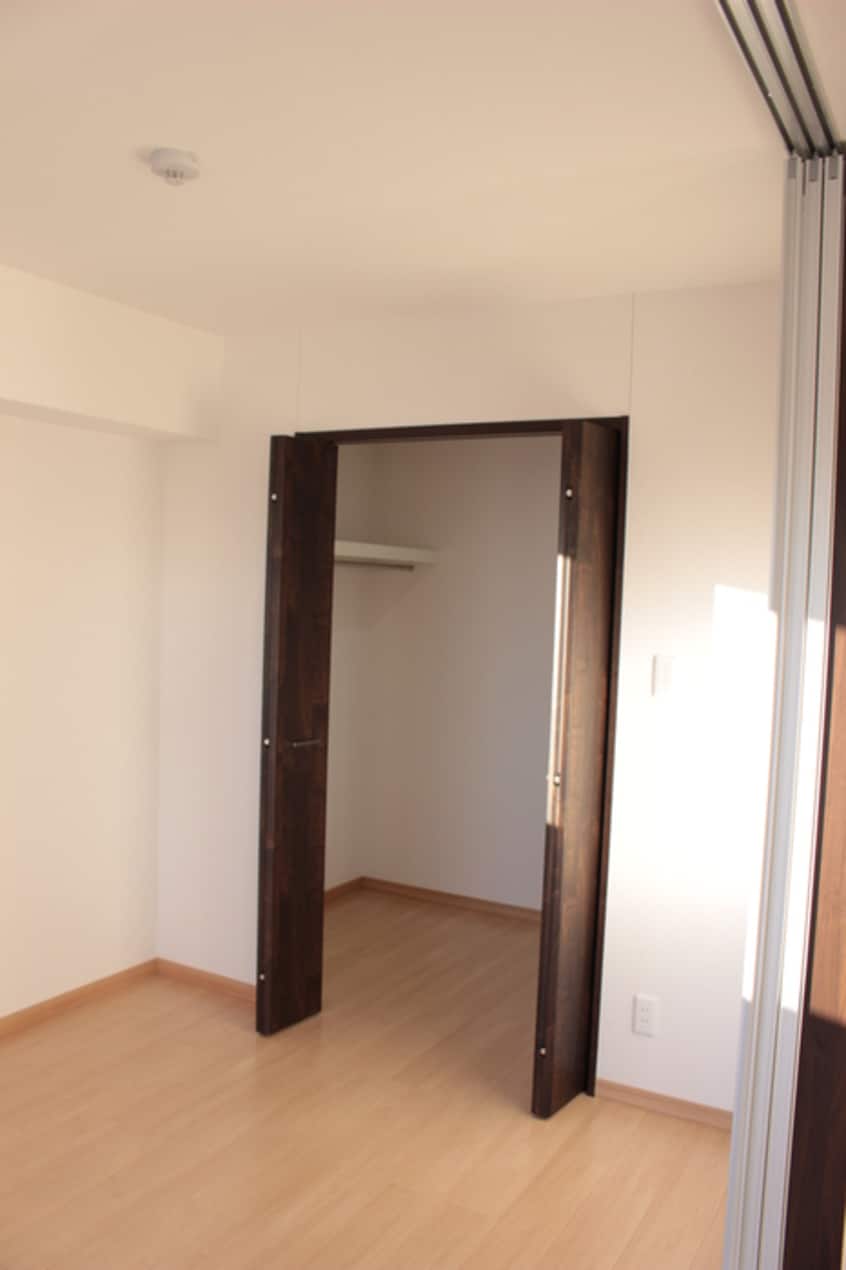 ウォークインクローゼット ＣＲＥＡ元今泉