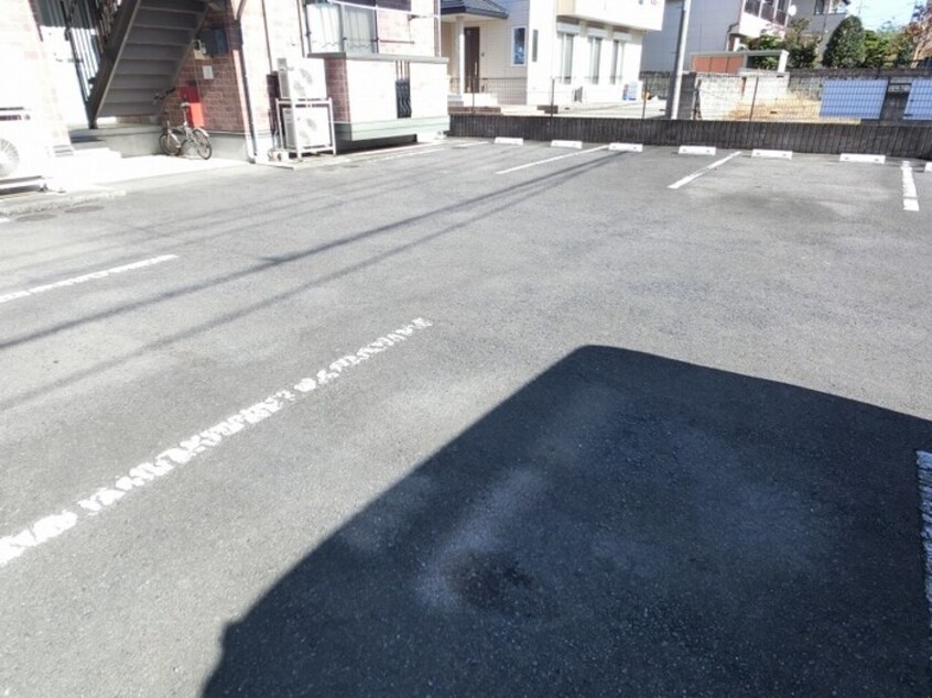 駐車場 リヴェールハウス