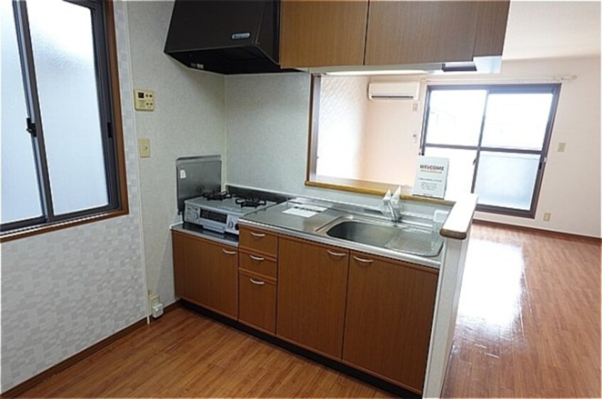 対面キッチン（上部収納棚付き） ヴァンクール Ｂ