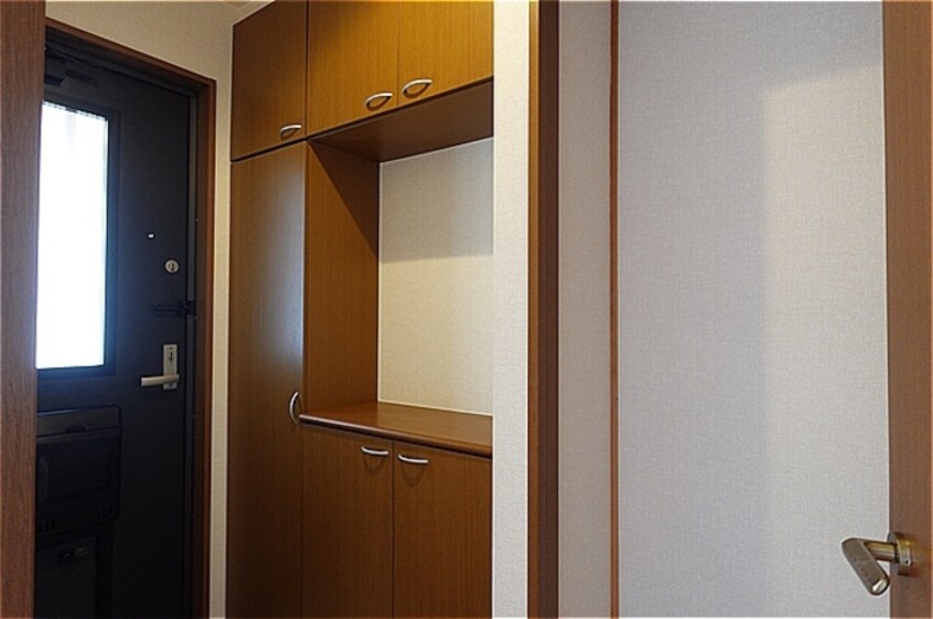 シューズボックスと収納 ヴァンクール Ｂ