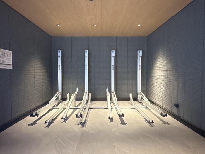 駐輪場 D-GLANZ EAST