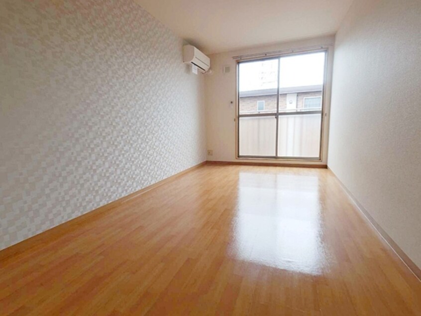 ２Ｆ洋室 リースランド平出 Ｄ