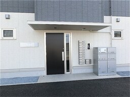 オートロック・宅配ボックス付きエントランス