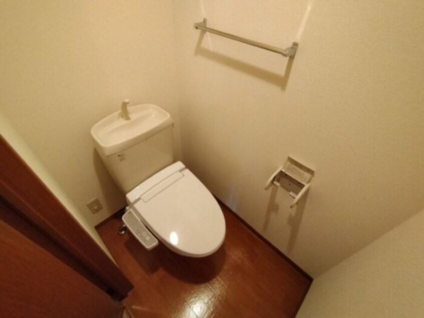 温水洗浄暖房便座のトイレ イーストヒルズ 参番館