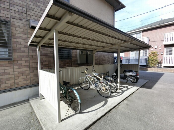 駐輪場 イーストヒルズ 参番館