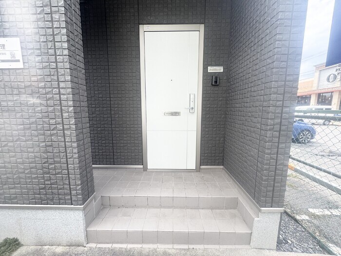 エントランス クレセント