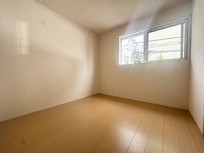 洋室 クレセント