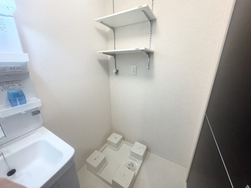 洗濯機置場 クレセント