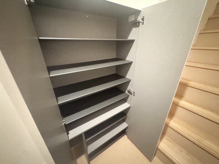 シューズボックス クレセント