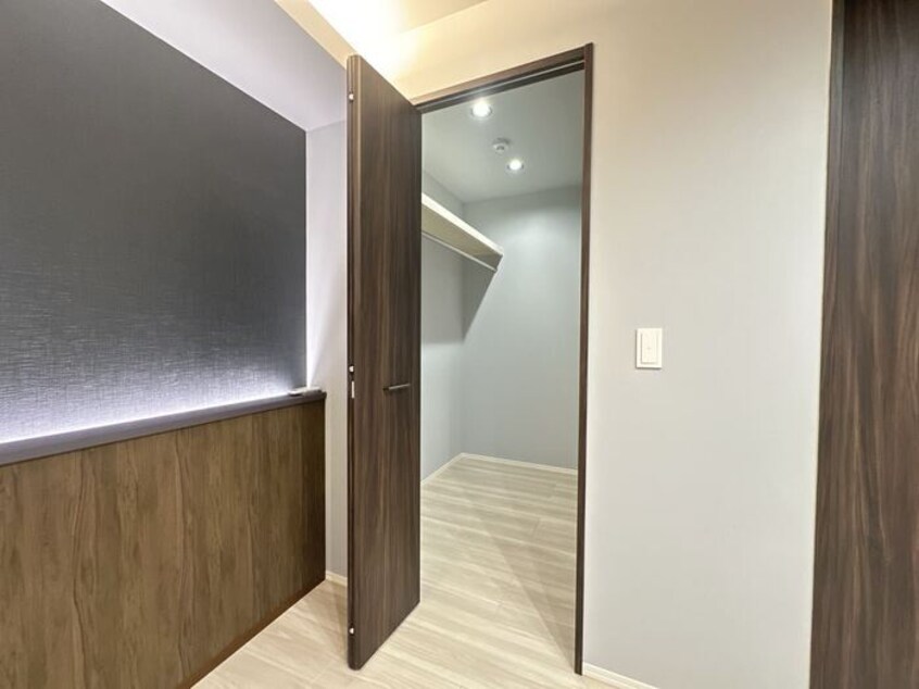 ウォークインクローゼット D-GLANZ EAST