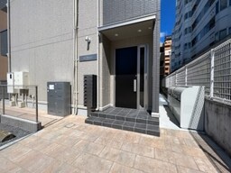 オートロックのエントランス