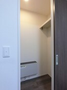 ウォークインクローゼット エル アベニュー