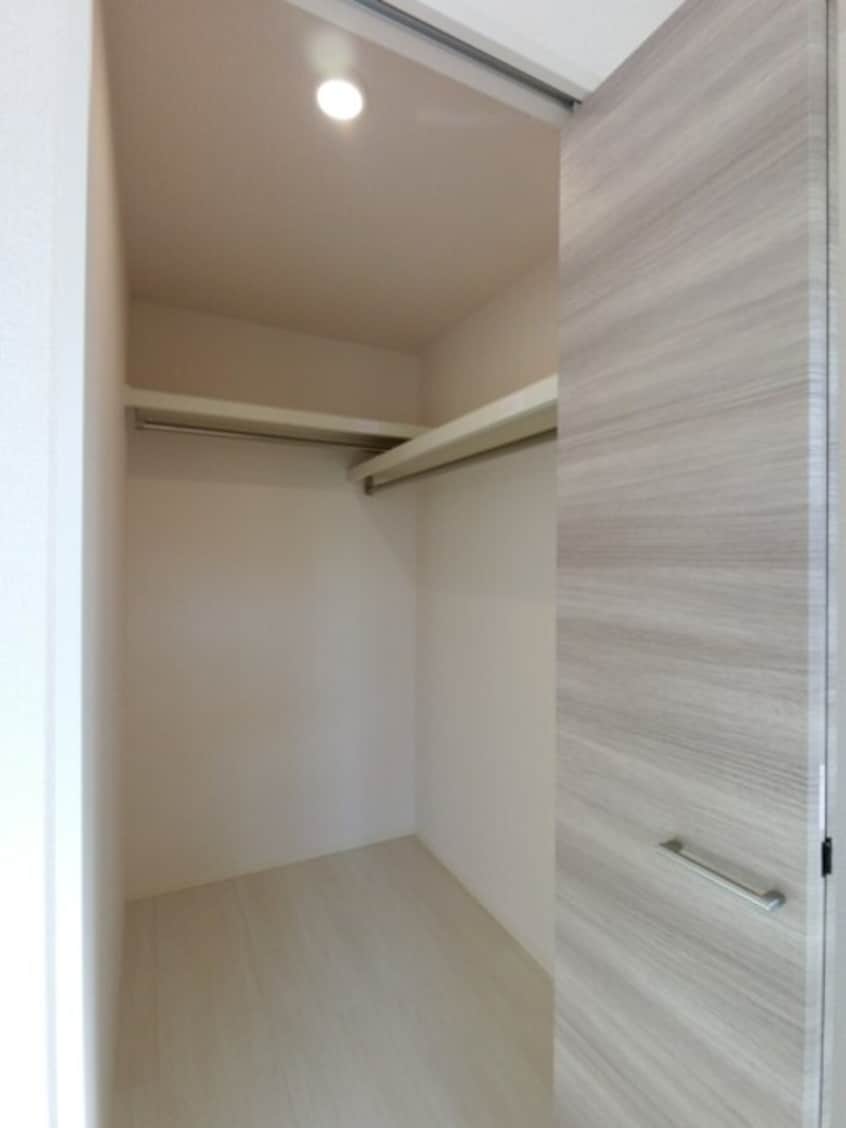 洋室・ウォークインクローゼット イーストコート Ａ